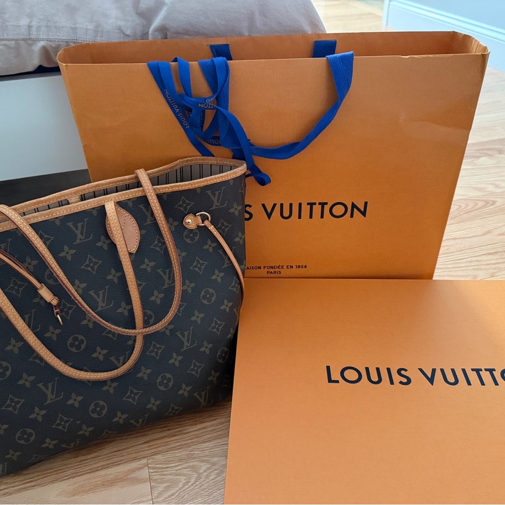 Louis Vuitton Monogram Tote Bag - Brown